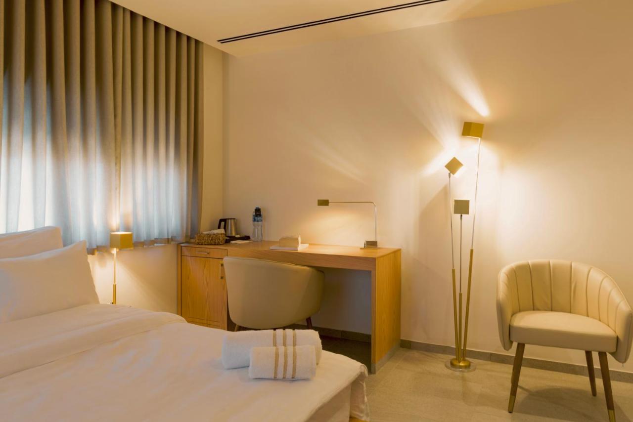 Dar Al Mauge Boutique Hotel With Outdoor Pool Bethlehem Bagian luar foto